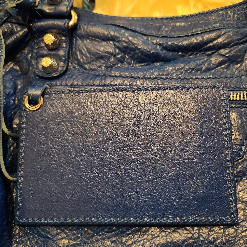 Authentic Balenciaga Classic Medium City Bag in Electric Blue Leather - Picture 5 of 16